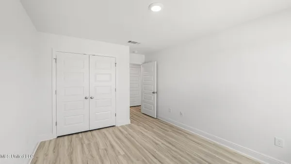 $239,900 | 137 Harper Grove Circle, Ocean Springs, MS 39564