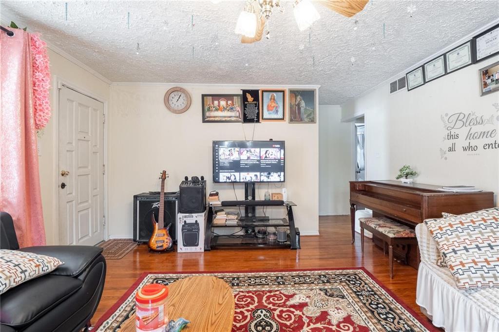 6605 McFarland Road Indianapolis, IN 46227 - Photo 9 of 40