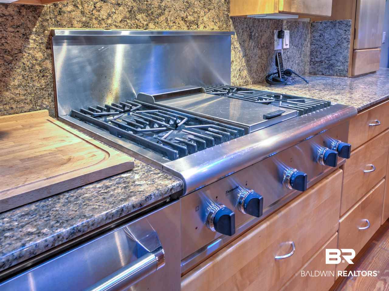 350 Grand Avenue Fairhope, AL 36532 - Photo 13 of 38 Gas Cooktop