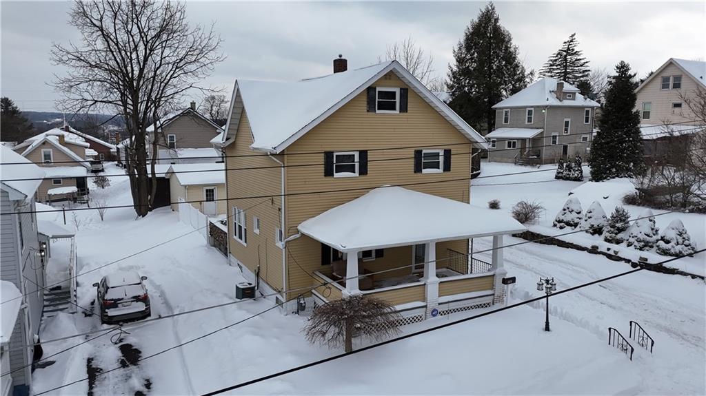 910 Temple Avenue New Castle, PA 16101 - Photo 2 of 35