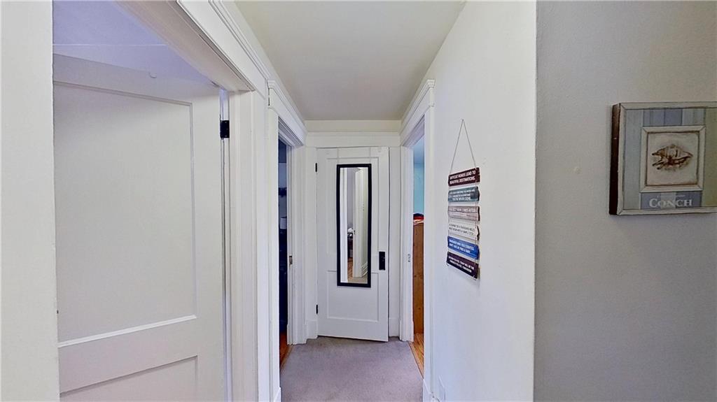 910 Temple Avenue New Castle, PA 16101 - Photo 27 of 35 2nd floor hall