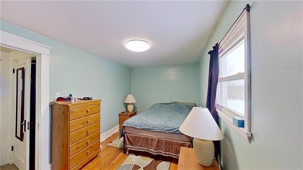 910 Temple Avenue New Castle, PA 16101 - Photo 31 of 35 2nd Bedroom