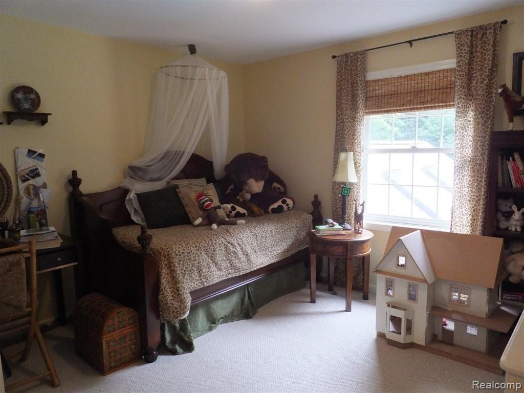 3525 Van Amberg Road Brighton, MI 48114 - Photo 9 of 21 DSCF0565.JPG