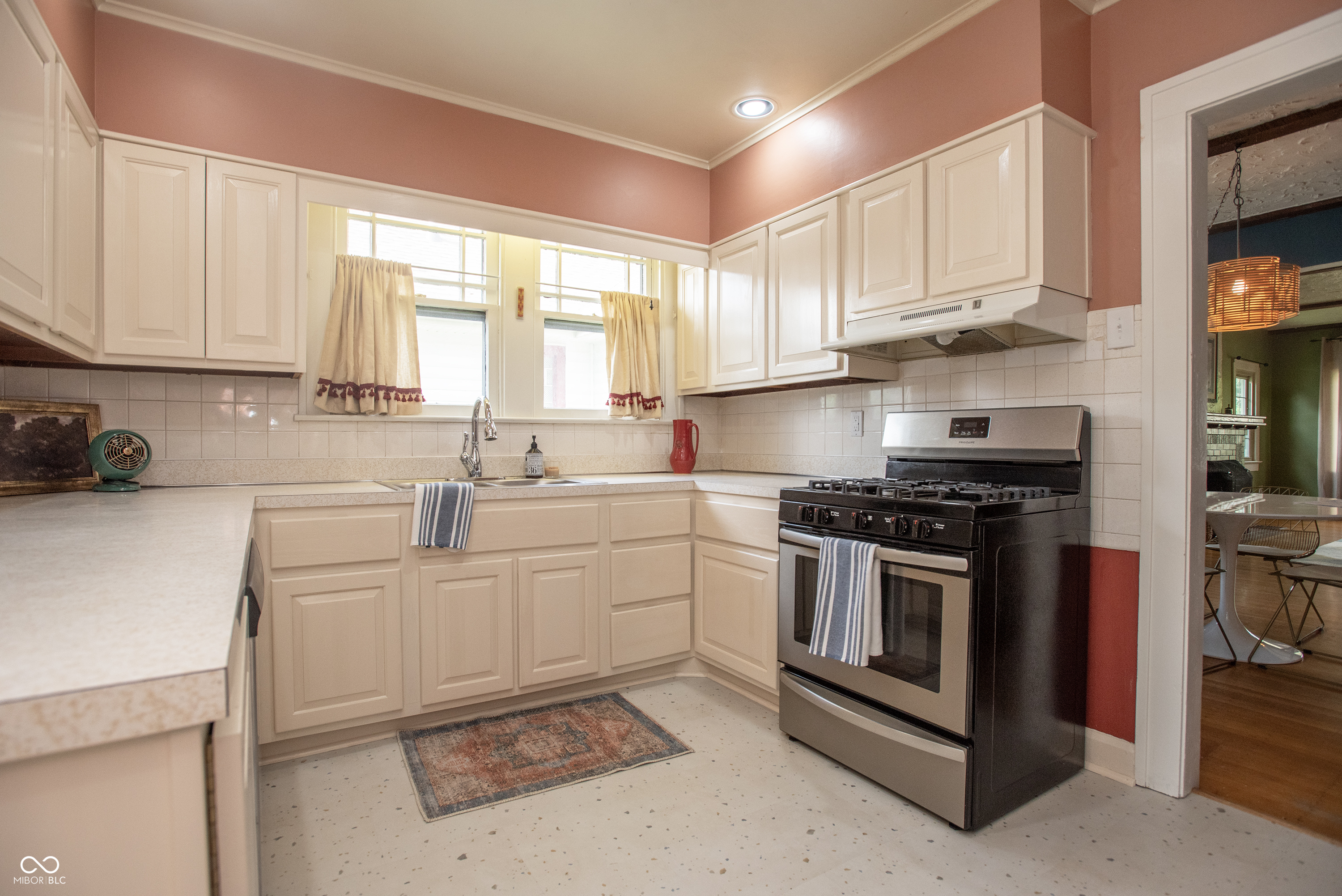 901 North Riley Avenue Indianapolis, IN 46201 - Photo 13 of 35 Gallery Image 13