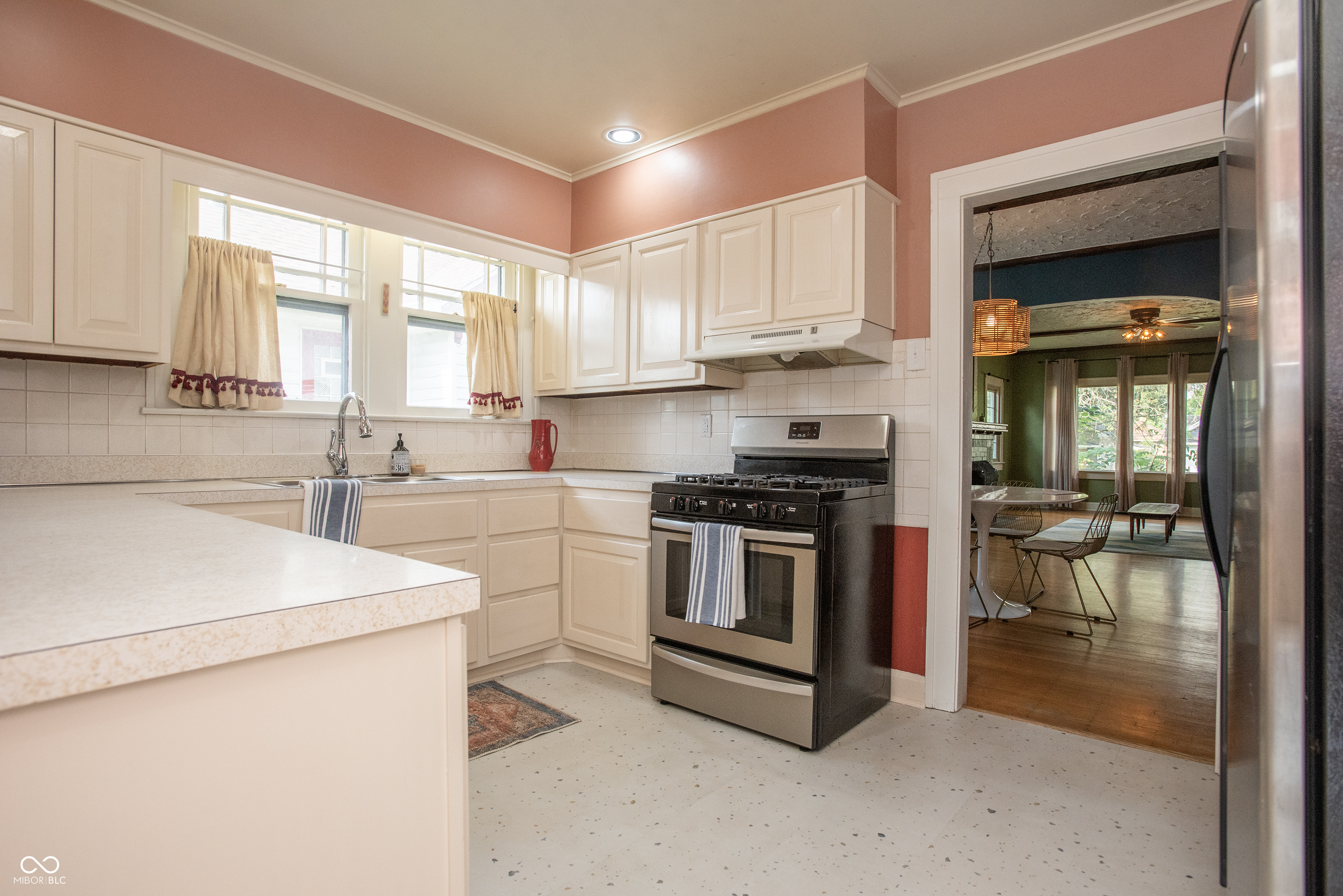 901 North Riley Avenue Indianapolis, IN 46201 - Photo 18 of 35 Gallery Image 18