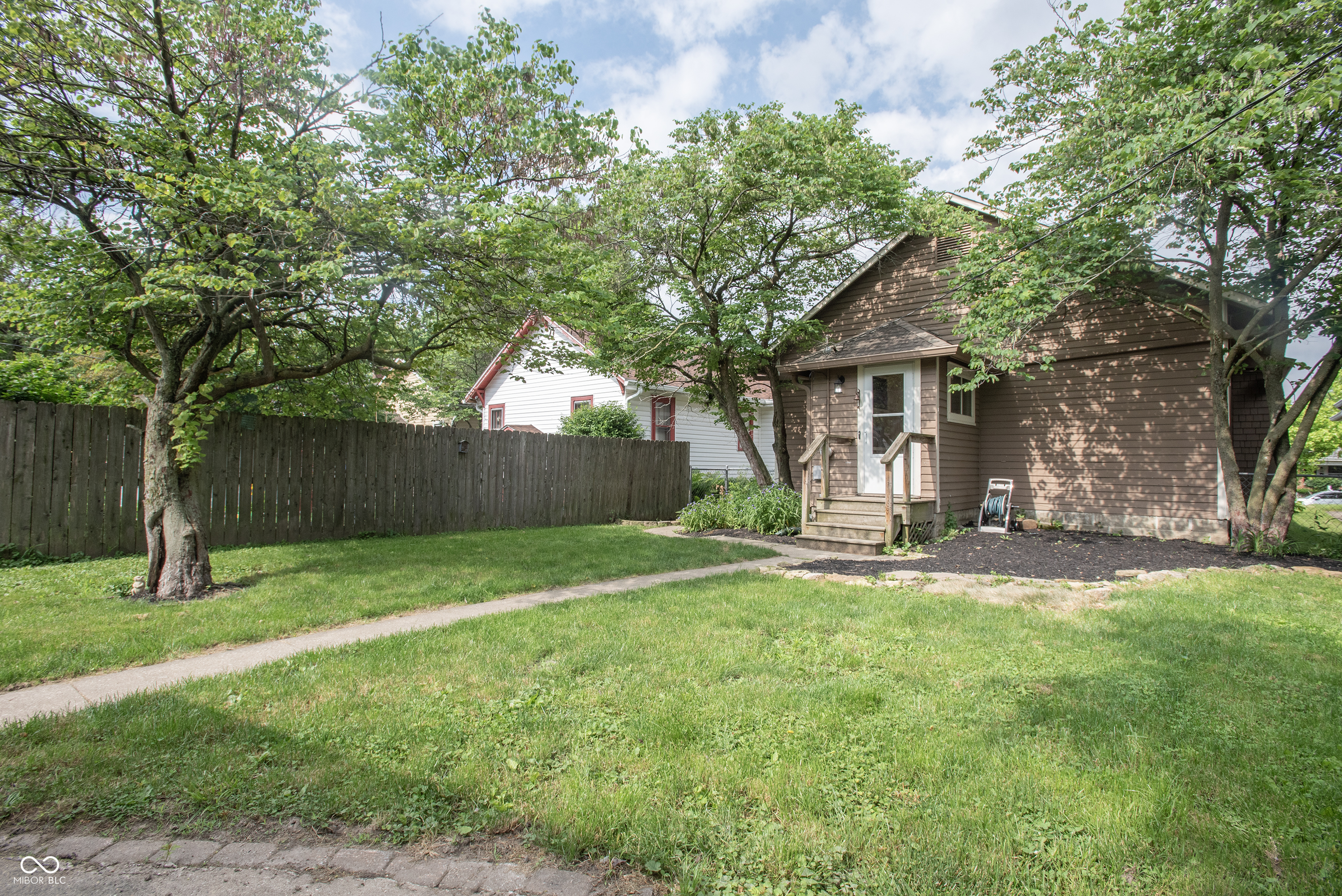 901 North Riley Avenue Indianapolis, IN 46201 - Photo 31 of 35 Gallery Image 31