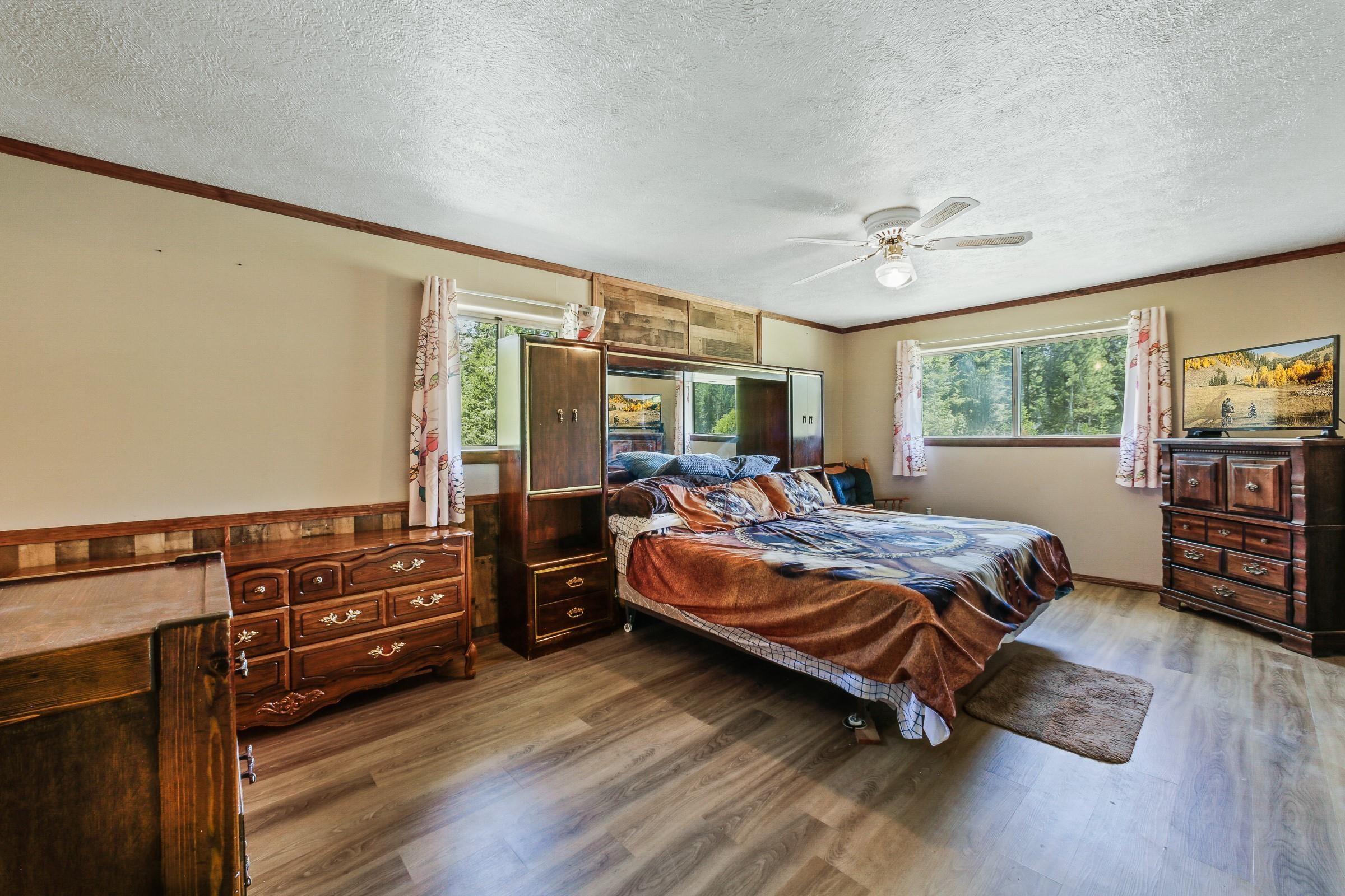 4068 North Gardenspot Road Loon Lake, WA 99148 - Photo 15 of 24 Gallery Image 15