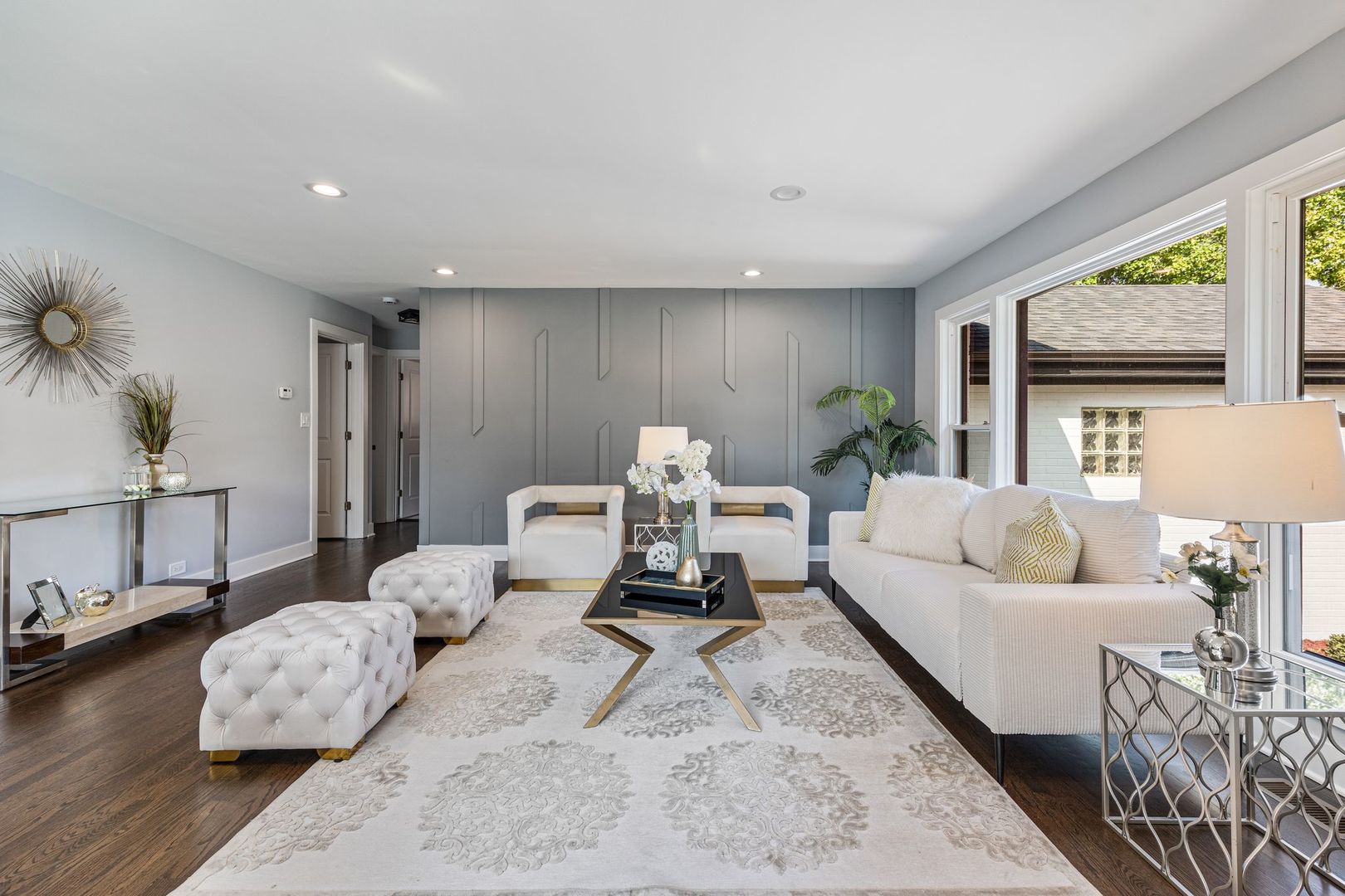 1307 Devon Avenue Park Ridge, IL 60068 - Photo 4 of 29 Gallery Image 4
