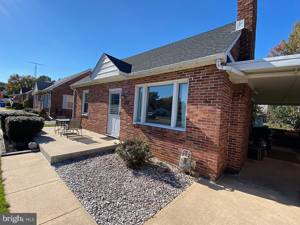 328 Edgewood Road York, PA 17402 - Photo 31 of 37 Gallery Image 31