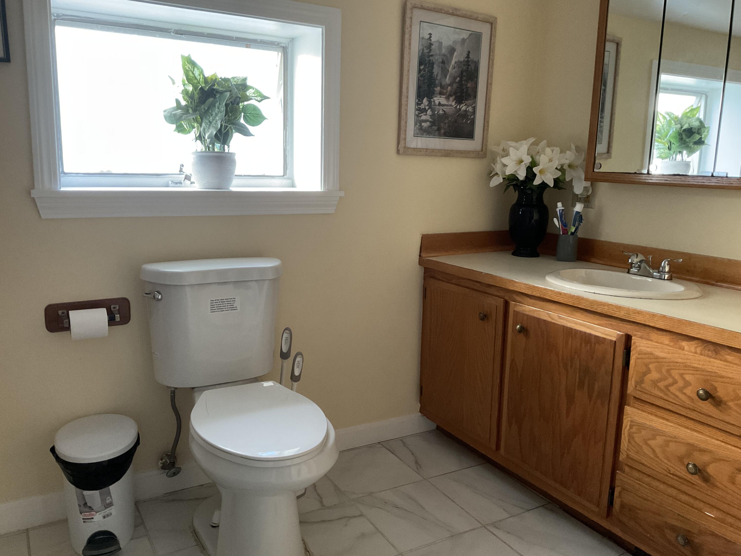 227 7th Street Auburn, ME 04210 - Photo 12 of 42 IMG-3507