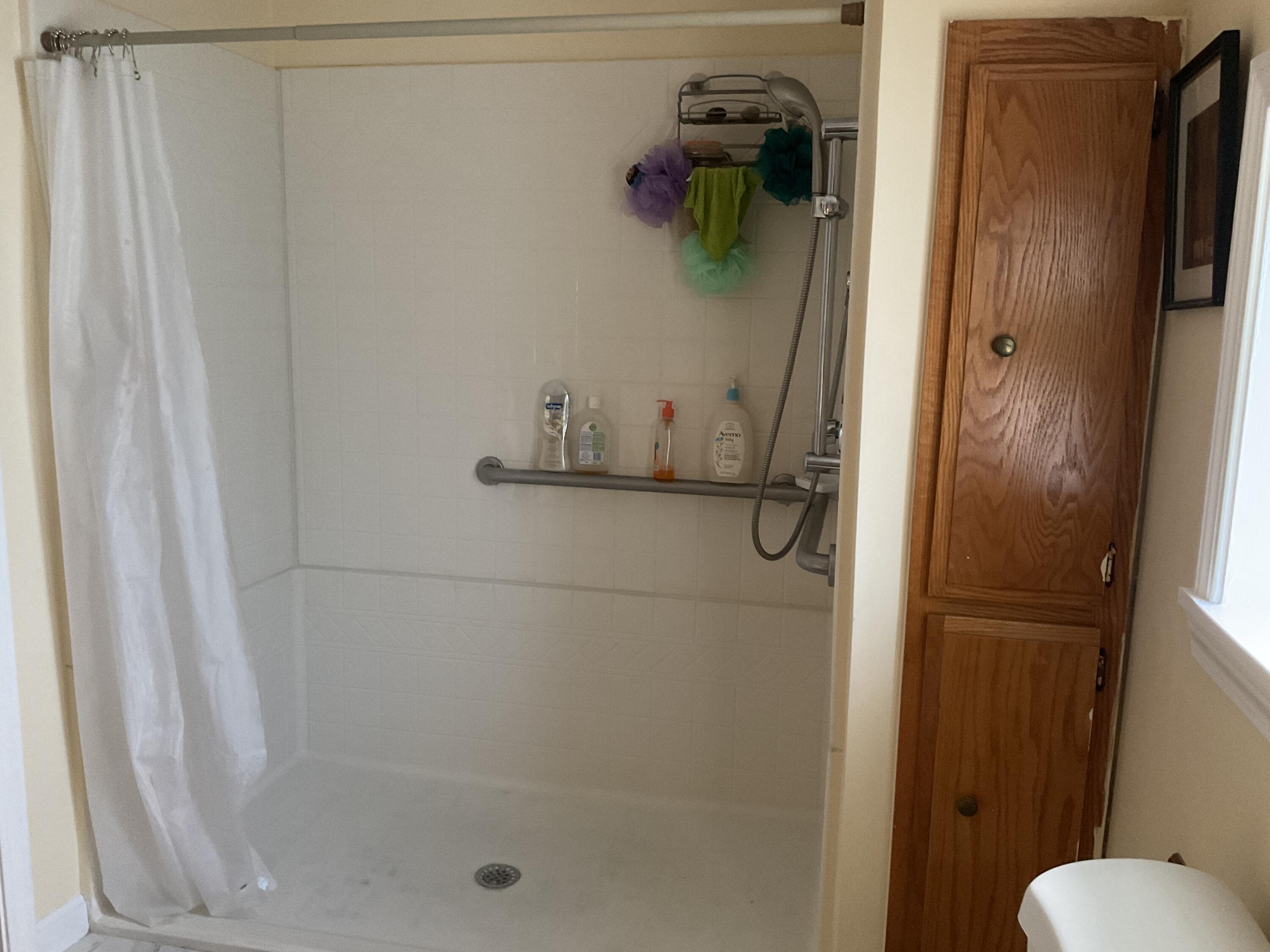 227 7th Street Auburn, ME 04210 - Photo 13 of 42 IMG-3508