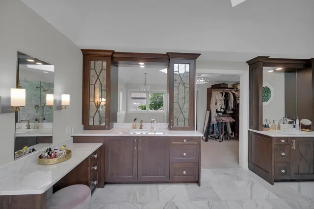 $1,030,000 | 3901 White Eagle Drive, Naperville, IL 60564