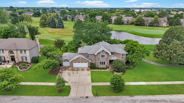 $1,030,000 | 3901 White Eagle Drive, Naperville, IL 60564