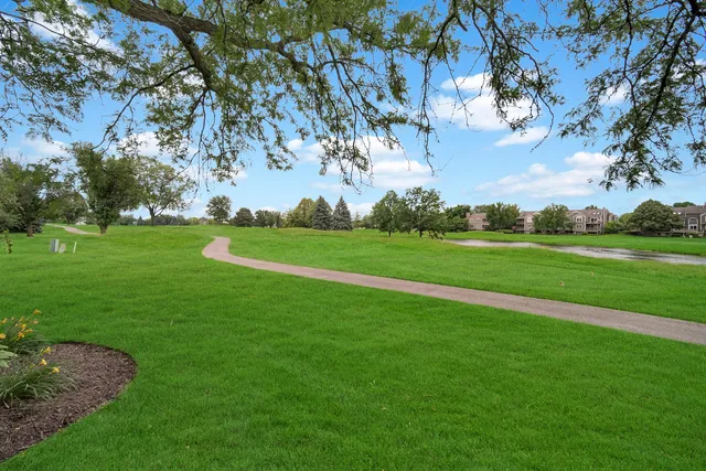 $1,030,000 | 3901 White Eagle Drive, Naperville, IL 60564