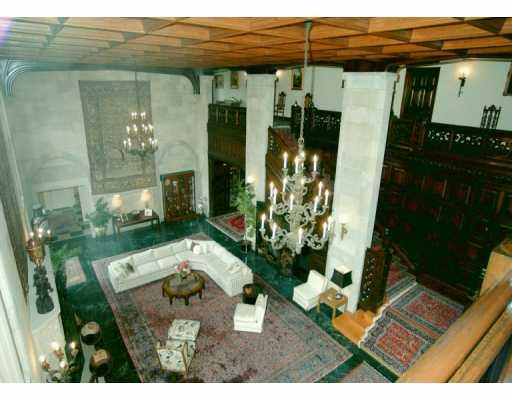 803 Devonshire Street Shadyside, PA 15213 - Photo 3 of 8 Living Room.