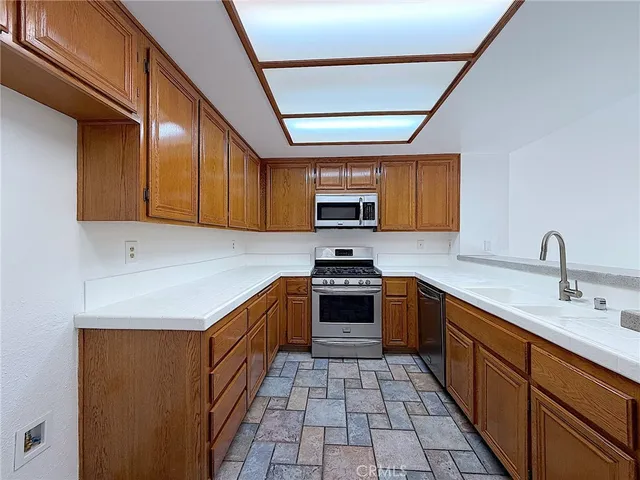 $3,800 | 1548 Vallecito, Pomona, CA 91768