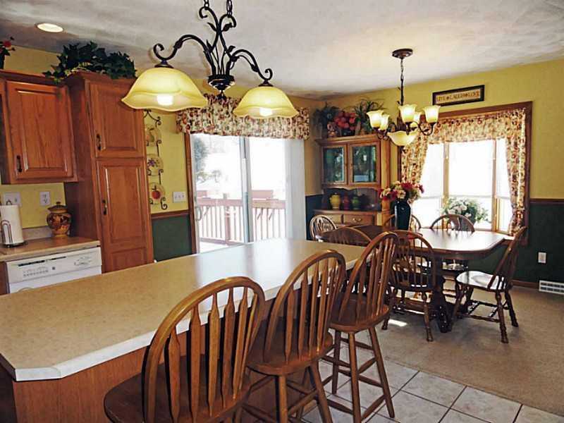 440 Lemmon Road Latrobe, PA 15650 - Photo 8 of 25 Kitchen. Bay window and sliding doors off of dining area