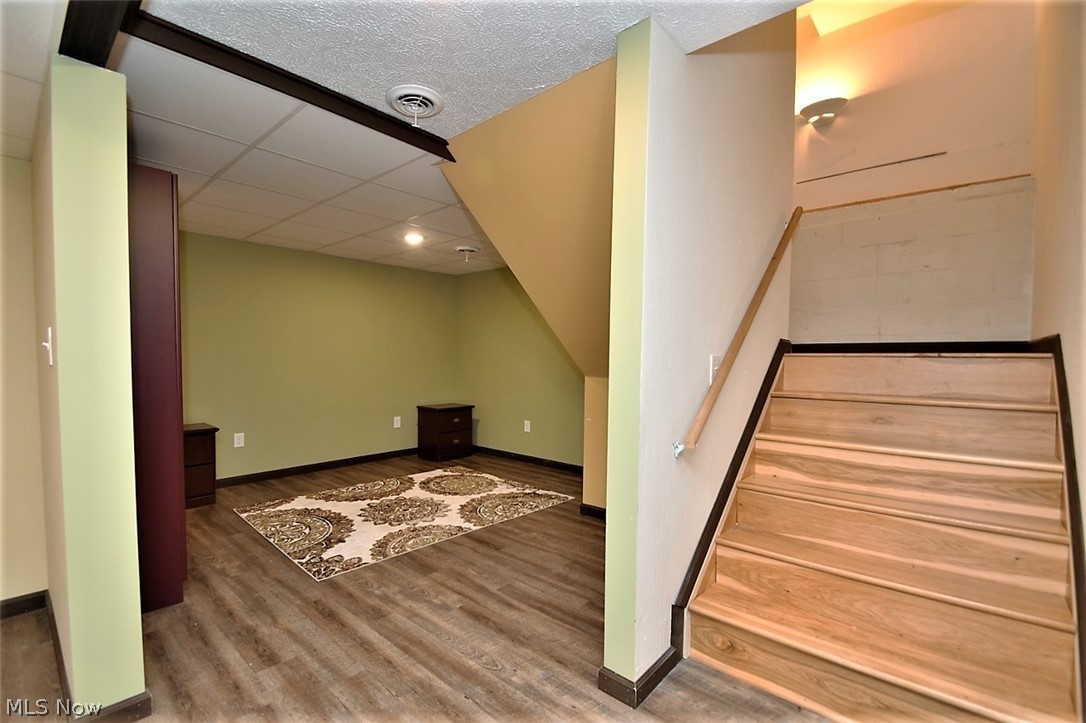 3707 Riedham Road Cleveland, OH 44120 - Photo 29 of 35
