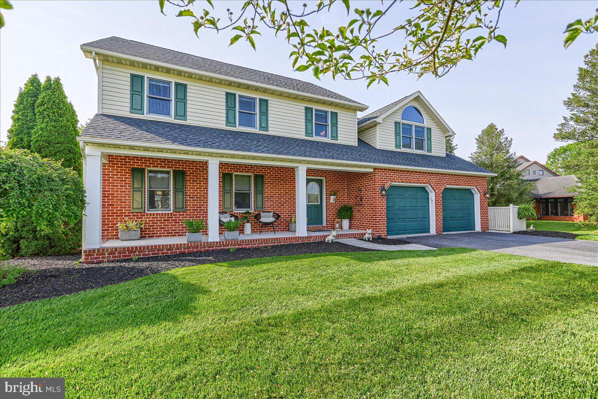 504 Monocacy Trail Spring Grove, PA 17362 - Photo 2 of 59 Gallery Image 2