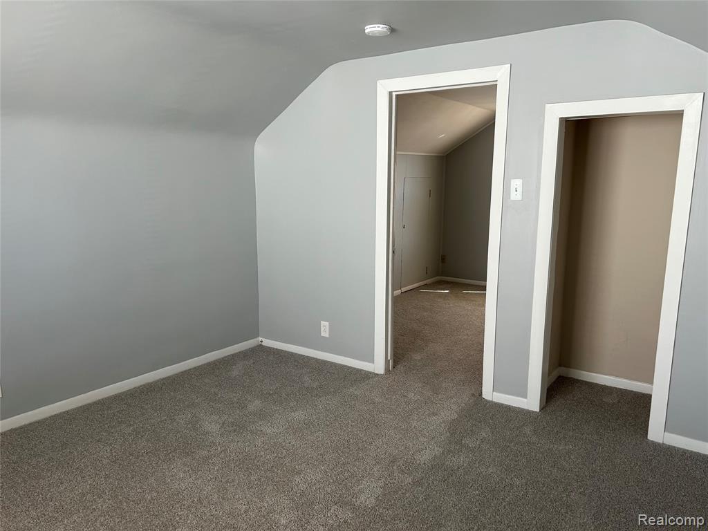 7546 Sterling Street Center Line, MI 48015 - Photo 21 of 29