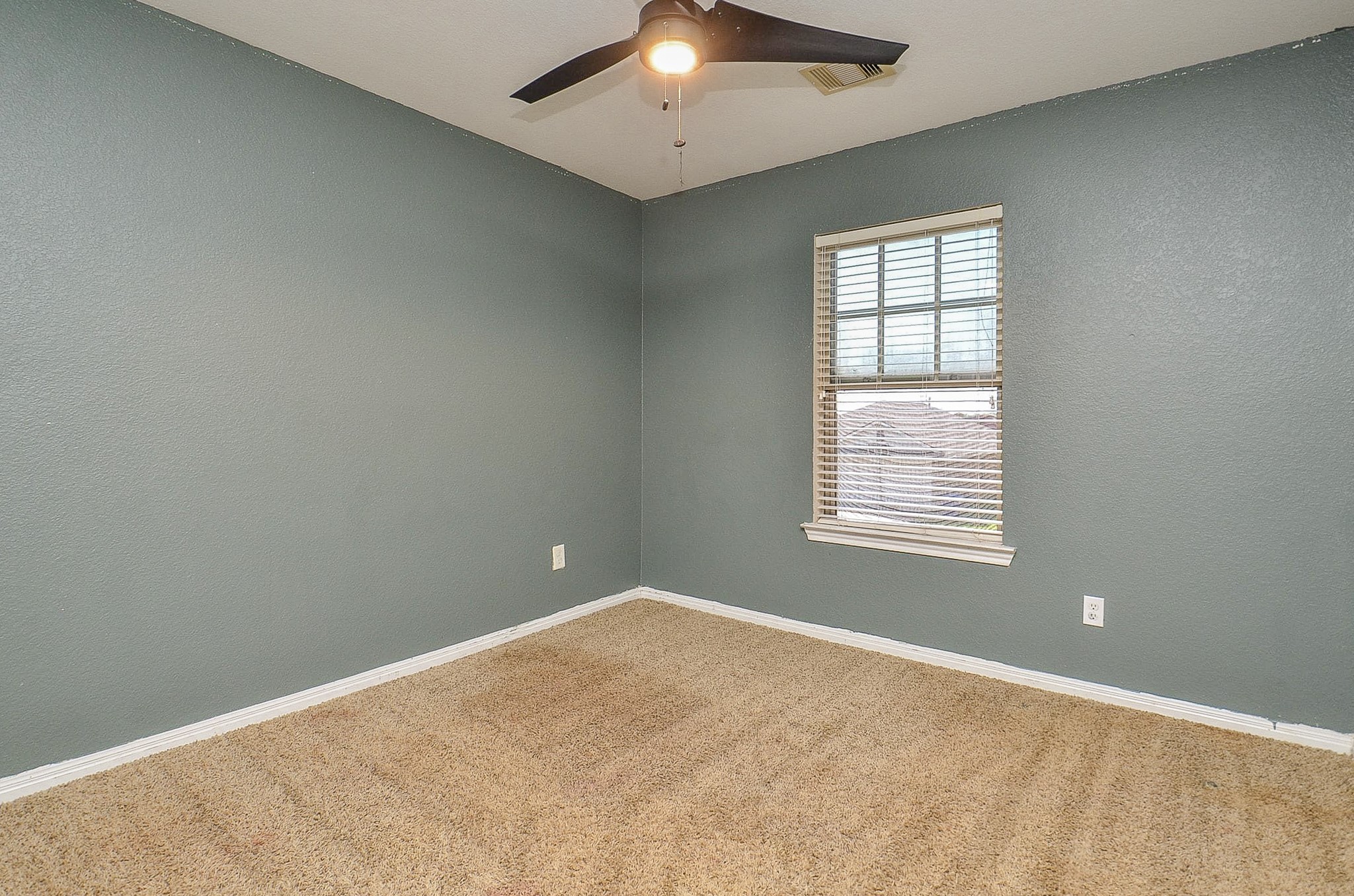 5411 Rio Drive Baytown, TX 77521 - Photo 19 of 30 Bedroom 3
