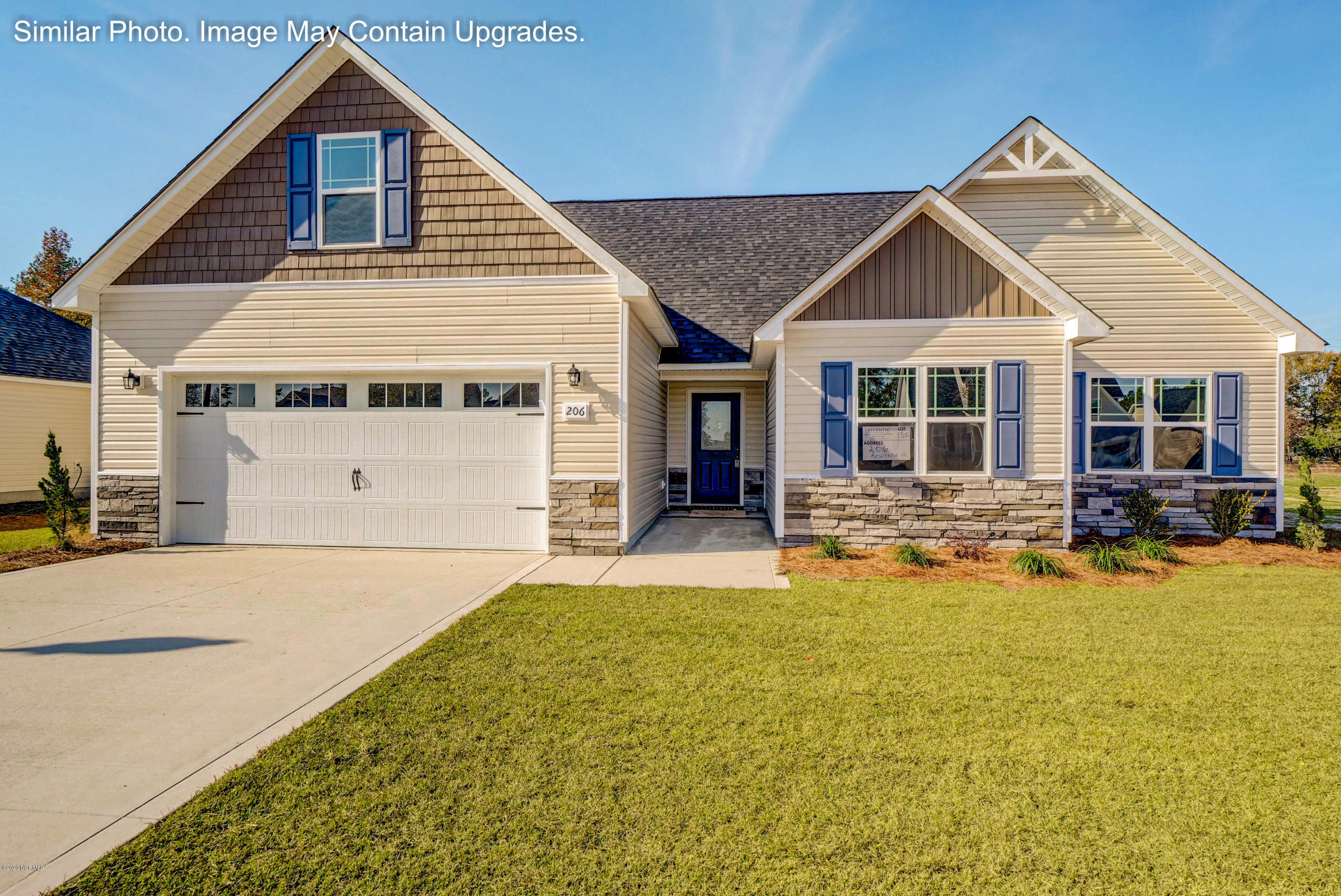 405 Isabel Court Hubert, NC 28539 - Photo 3 of 27 Front