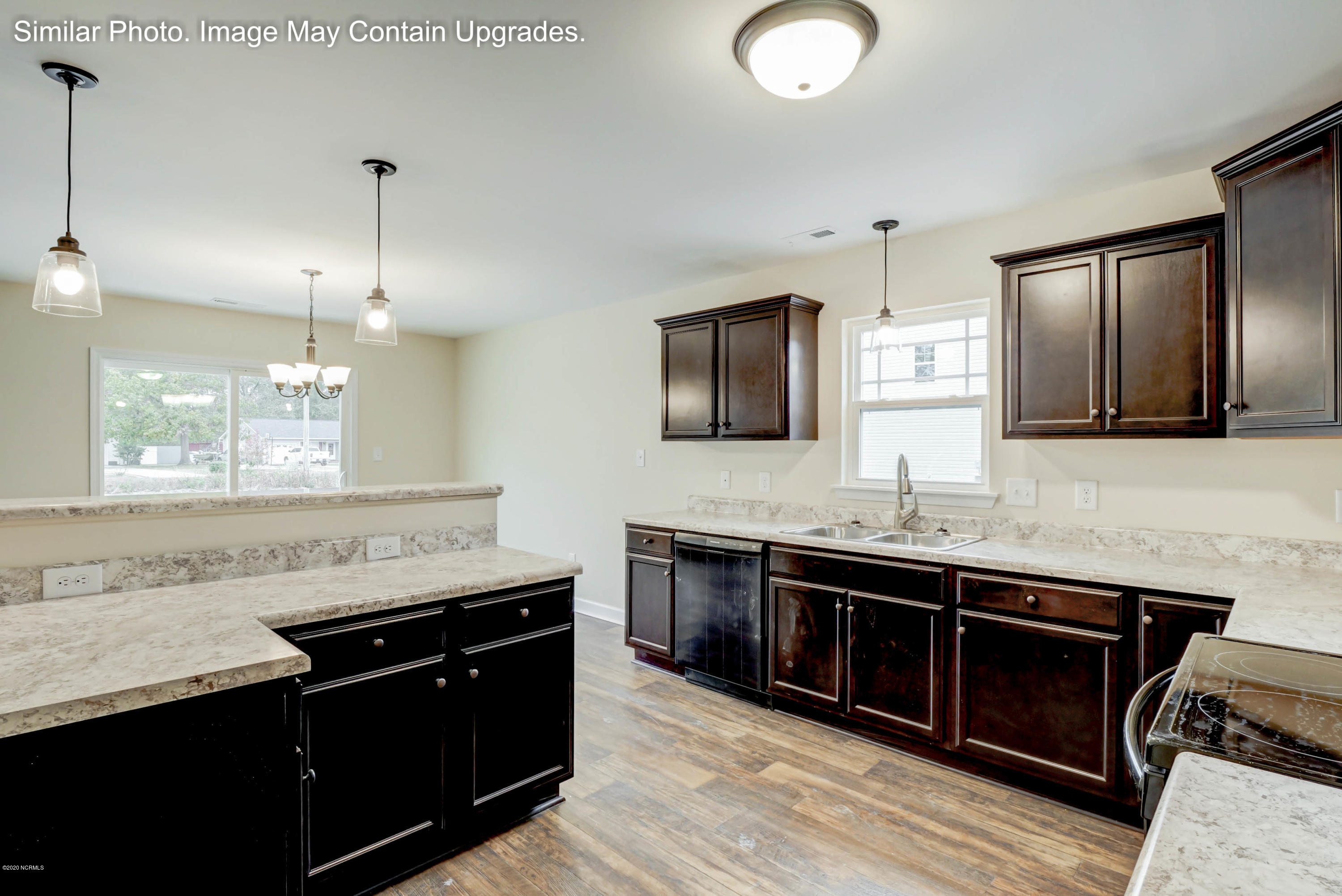 405 Isabel Court Hubert, NC 28539 - Photo 9 of 27 Kitchen