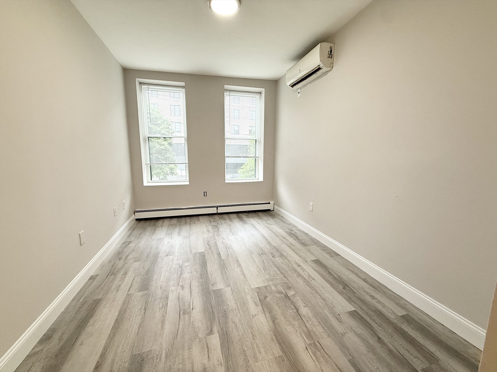 15 Ruggles Street, Unit 3 Boston, MA 02119 - Photo 4 of 7