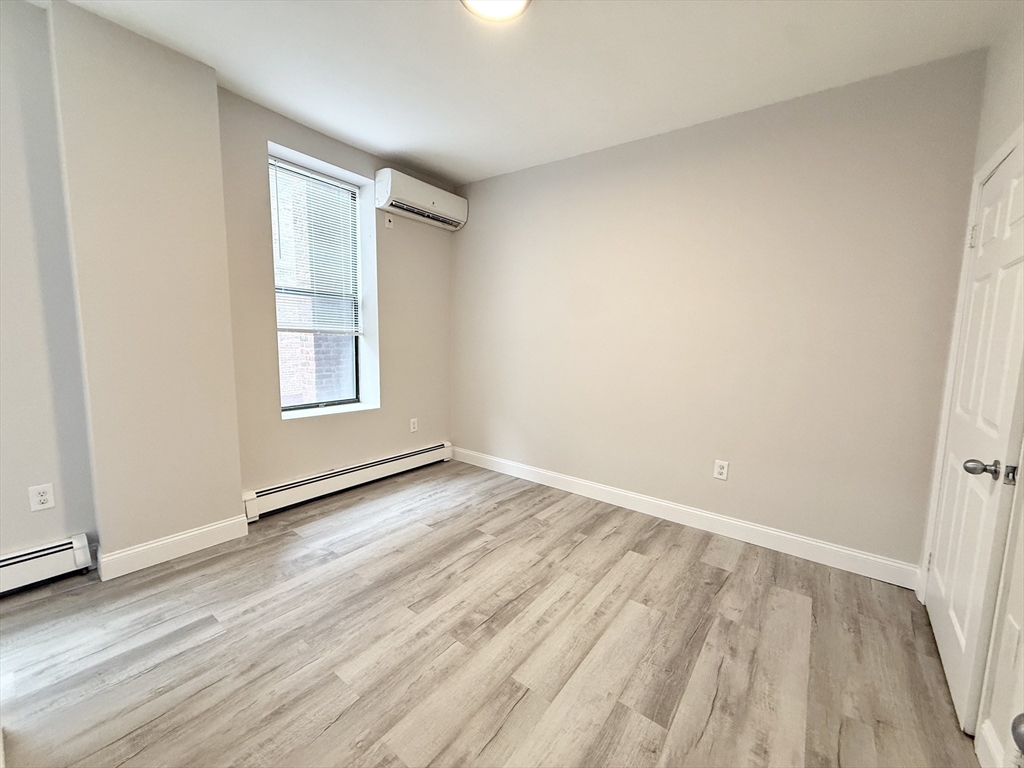 15 Ruggles Street, Unit 3 Boston, MA 02119 - Photo 5 of 7