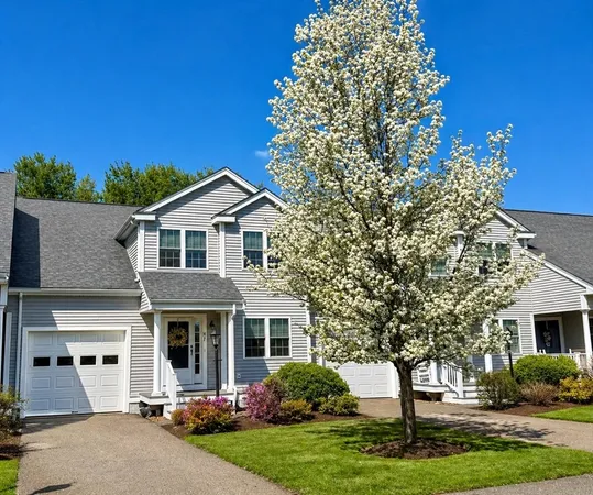 $529,900 | 877 Auburnville Way, Unit H7, Whitman, MA 02382