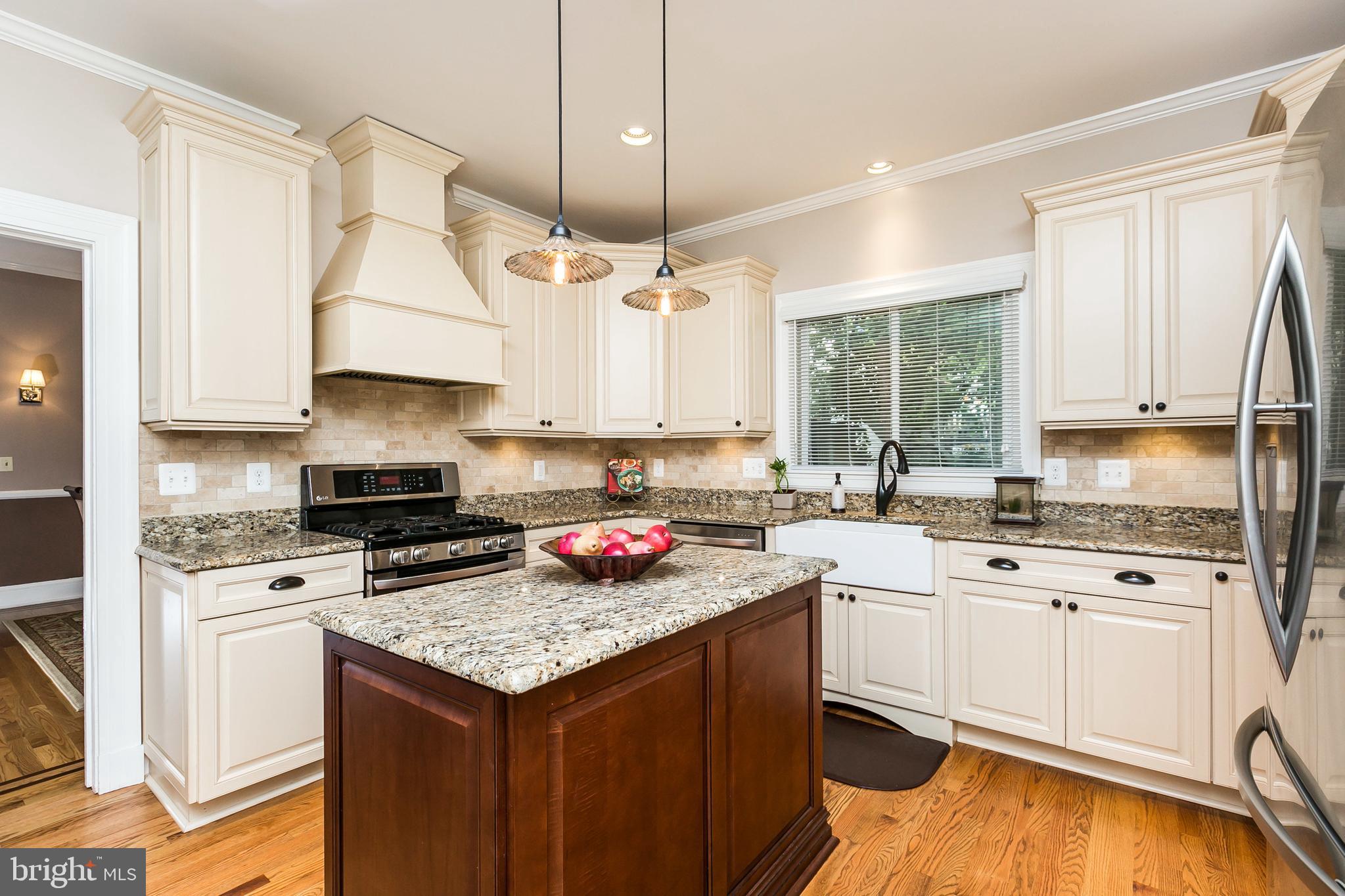 5407 Falls Rd Terrace Baltimore, MD 21210 - Photo 26 of 65