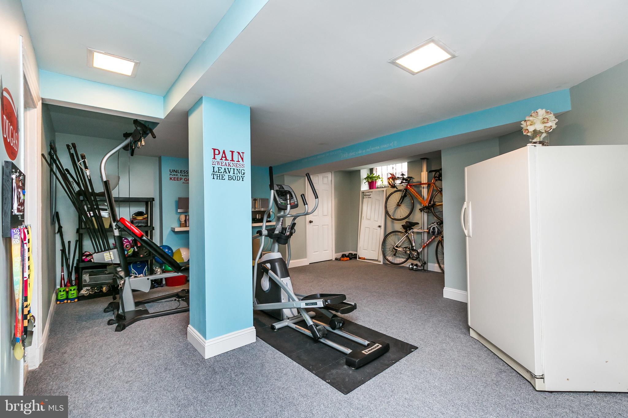 5407 Falls Rd Terrace Baltimore, MD 21210 - Photo 45 of 65 Finished basement w/ it's own full bathroom (2014)