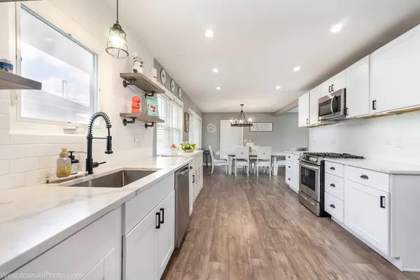 $610,000 | 4501 North Overhill Avenue, Norridge, IL 60706
