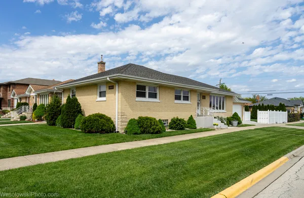 $610,000 | 4501 North Overhill Avenue, Norridge, IL 60706