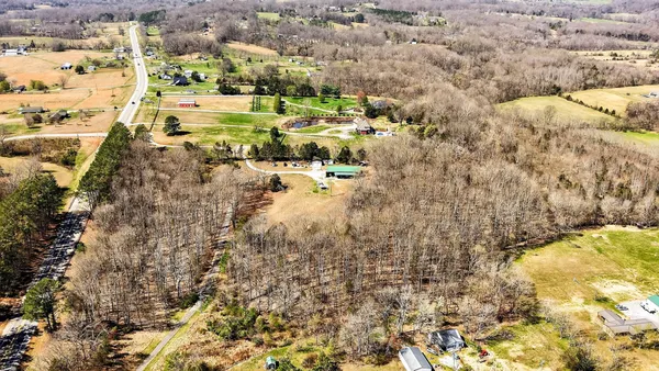 $3,000 | 1967 Highway 52 West, Portland, TN 37148