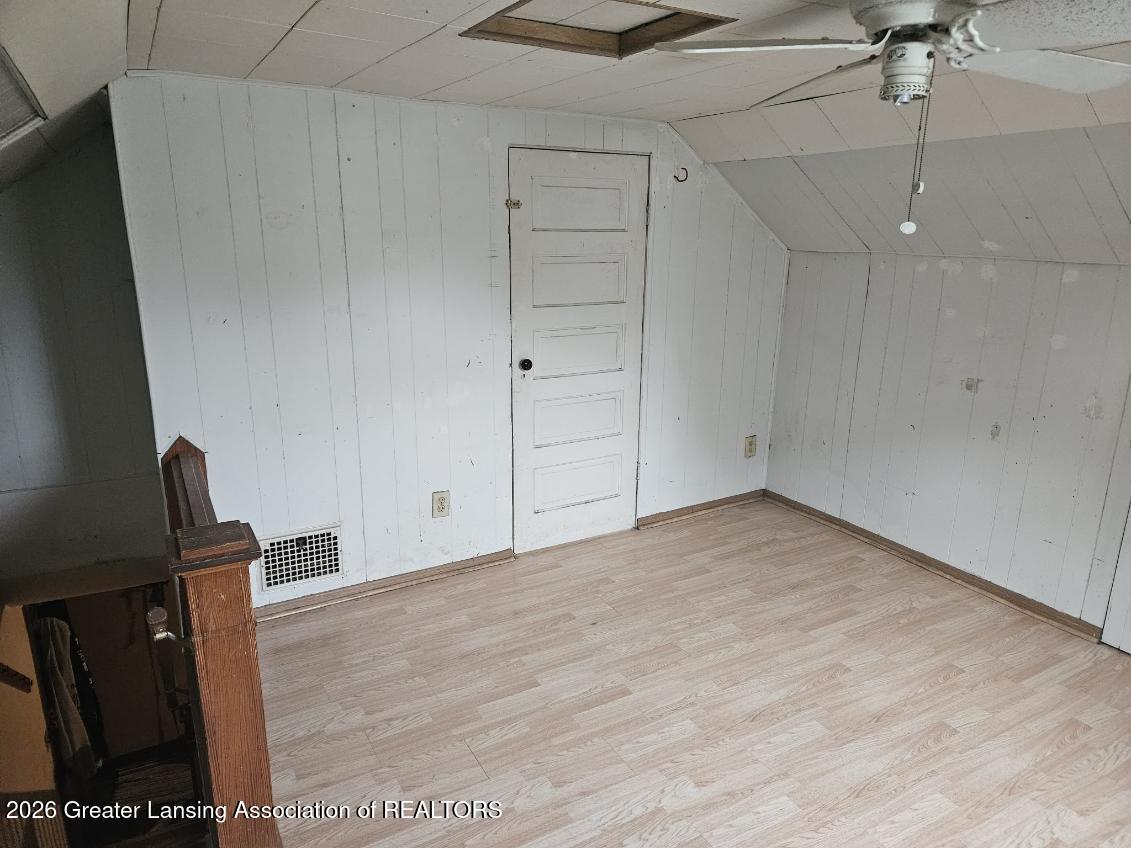 711 Taylor Street Bay City, MI 48708 - Photo 13 of 22 Bedroom2