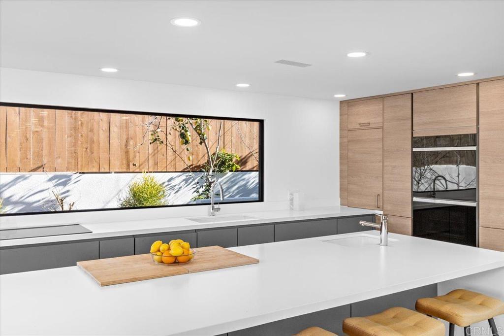 1560 Hawk View Drive Encinitas, CA 92024 - Photo 13 of 56