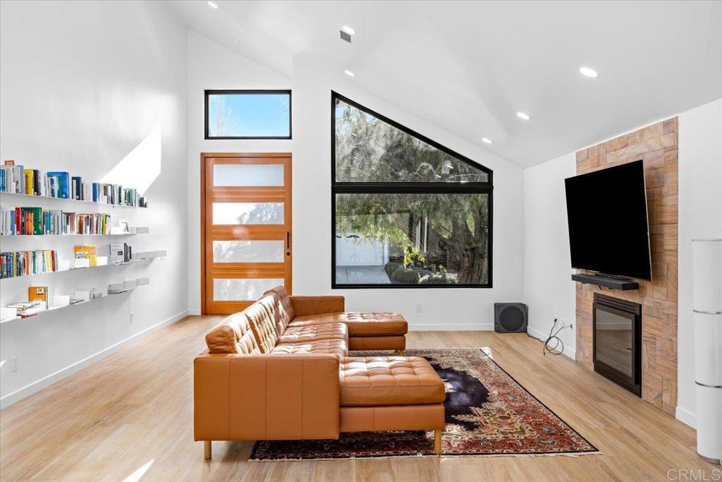 1560 Hawk View Drive Encinitas, CA 92024 - Photo 9 of 56