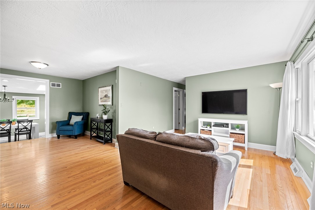 3197 Brenner Road Barberton, OH 44203 - Photo 5 of 35 Gallery Image 5