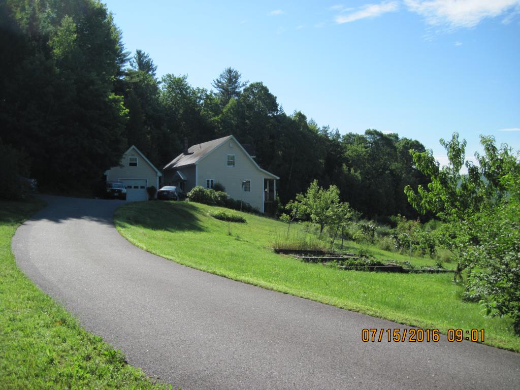 155 10 Mile Brook Road Bristol, NH 03222 - Photo 3 of 40 Gallery Image 3