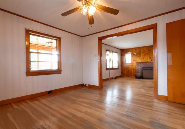 $279,000 | 142 Brattleboro Road, Hinsdale, NH 03451