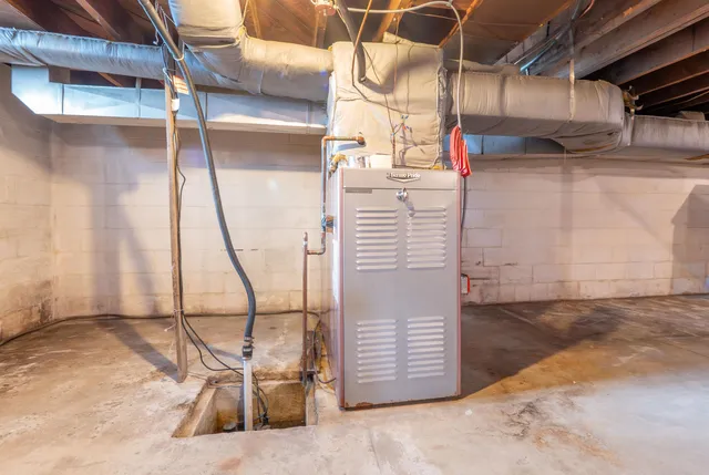 $279,000 | 142 Brattleboro Road, Hinsdale, NH 03451