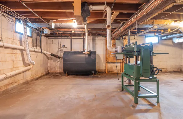 $279,000 | 142 Brattleboro Road, Hinsdale, NH 03451