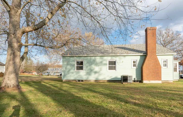 $279,000 | 142 Brattleboro Road, Hinsdale, NH 03451