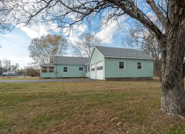 $279,000 | 142 Brattleboro Road, Hinsdale, NH 03451