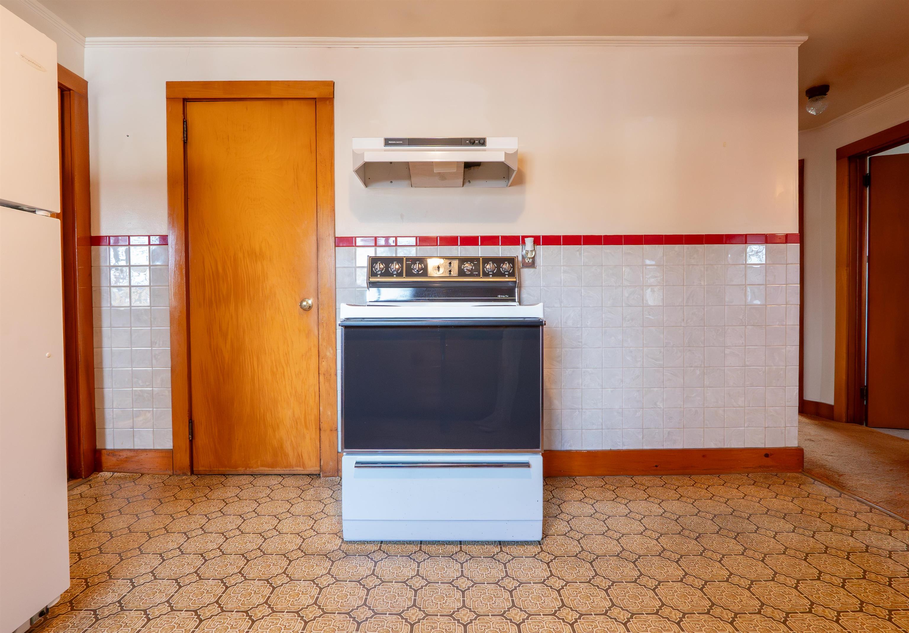 142 Brattleboro Road Hinsdale, NH 03451 - Photo 9 of 43