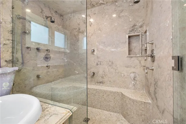 $5,895,000 | 535 High Drive, Laguna Beach, CA 92651