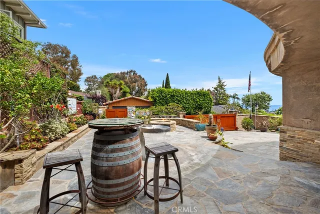 $5,895,000 | 535 High Drive, Laguna Beach, CA 92651