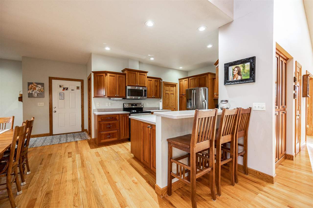 2627 Anchorage Road Northeast Solon, IA 52333 - Photo 12 of 55 Gallery Image 12