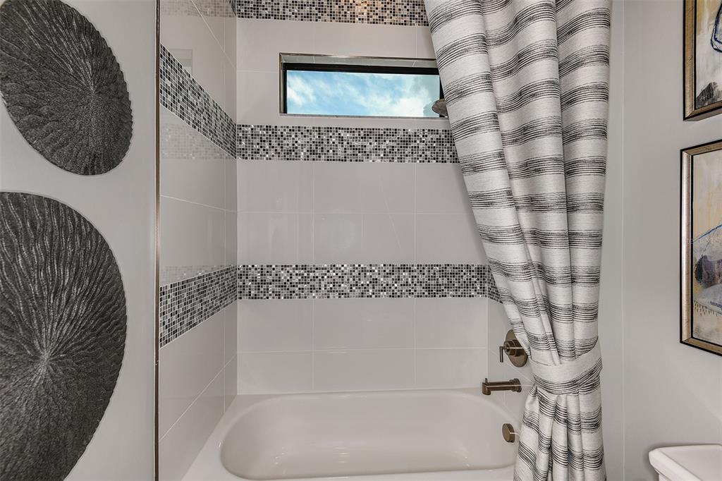 5066 Simons Court Lakewood Ranch, FL 34211 - Photo 36 of 77